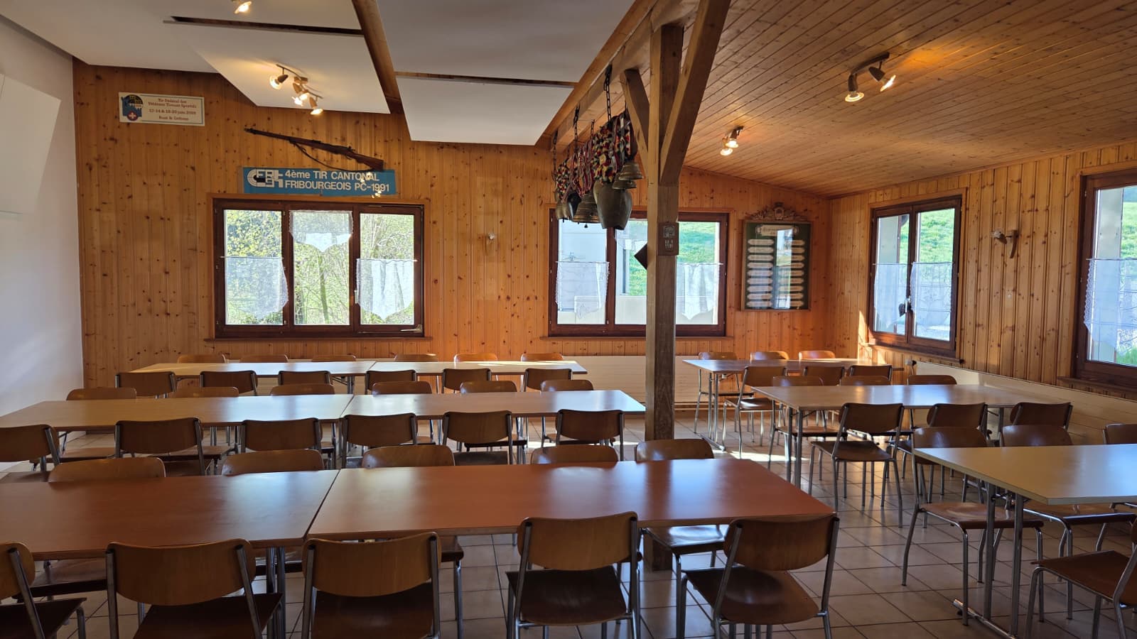 La salle de la buvette