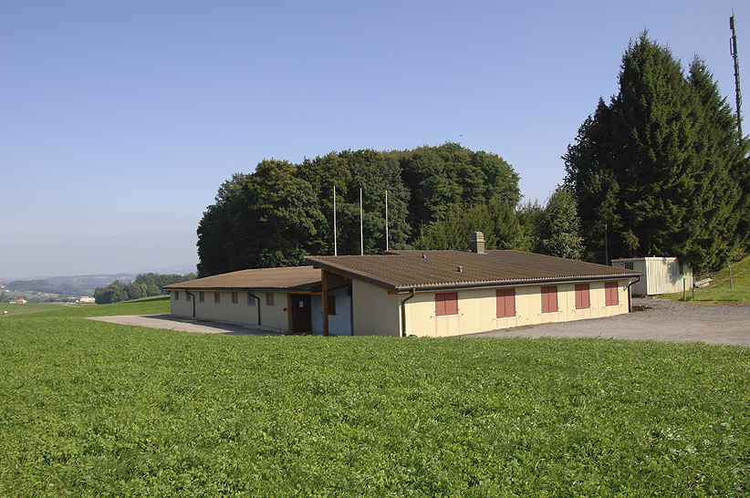 Pas de tir et installations de Rosé